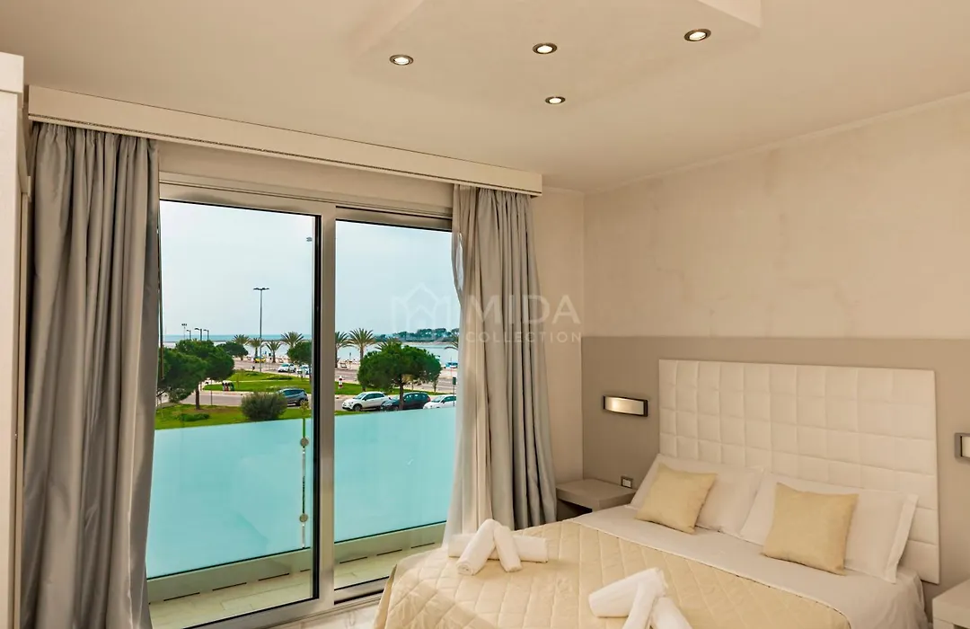 Riviera Luxury Rooms-1